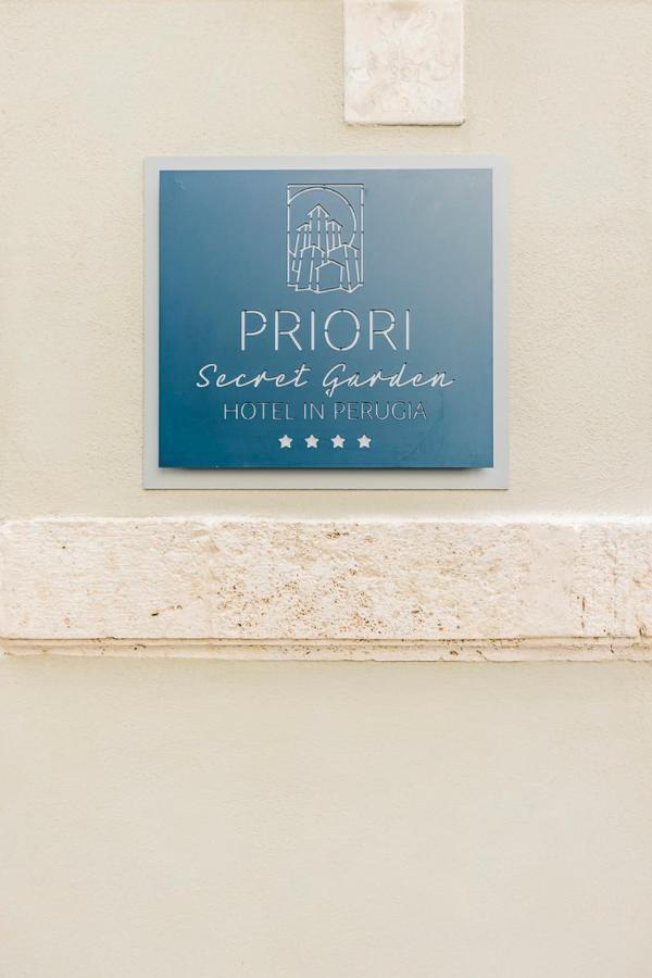 Hotel Priori Secret Garden Перуджа Экстерьер фото